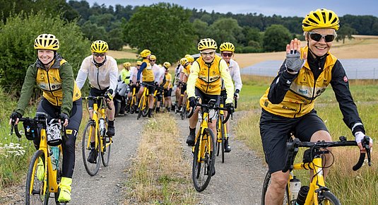 BELECTRIC, MEMBER OF ELEVION GROUP, begrüßt Rynkeby Berlin, unterstützt Deutsche Kinderkrebsstiftung bei Radtour Berlin–Paris